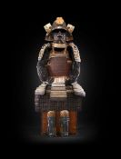 ‡ A yokohagi nimai-do gusoku [armour], Edo period
