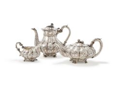 Y A GEORGE IV SILVER THREE PIECE LOBED BALUSTER TEA SET