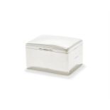 AN EDWARDIAN RECTANGULAR SILVER TABLE BOX