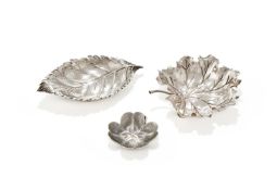 BUCCELLATI, THREE ITALIAN SILVER LEAF SHAPED DISHES