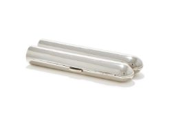 AN EDWARDIAN SILVER DOUBLE CIGAR HOLDER