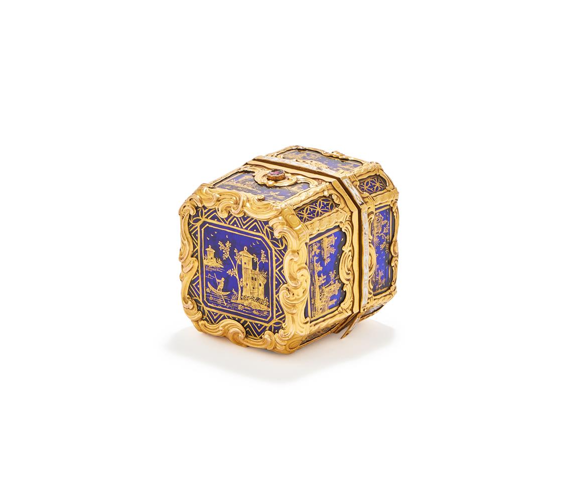 Y A GEORGE III GOLD MOUNTED BLUE GLASS SQUARE ETUI - Image 6 of 6