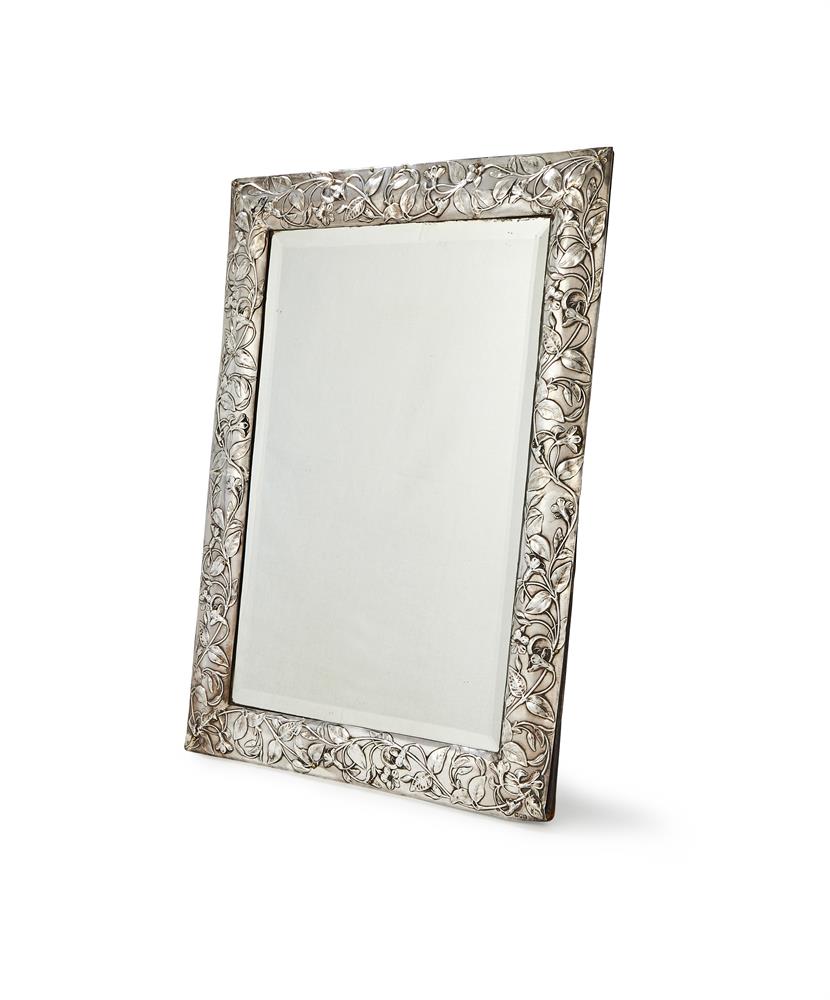 AN EDWARDIAN SILVER MOUNTED EASEL BACKED MIRROR - Image 2 of 3