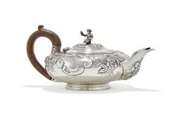 A GEORGE IV SILVER TEAPOT