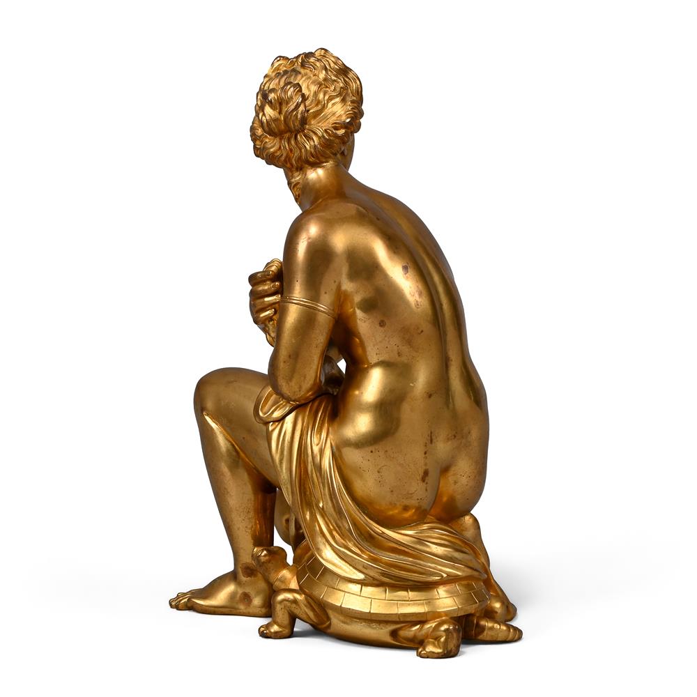 AFTER COYSEVOX, A GILT BRONZE FIGURE OF THE CROUCHING VENUS, FRENCH, 19TH CENTURY - Image 4 of 4