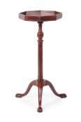 A GEORGE III MAHOGANY OCTAGONAL CANDLESTAND OR LAMP STAND, CIRCA 1730