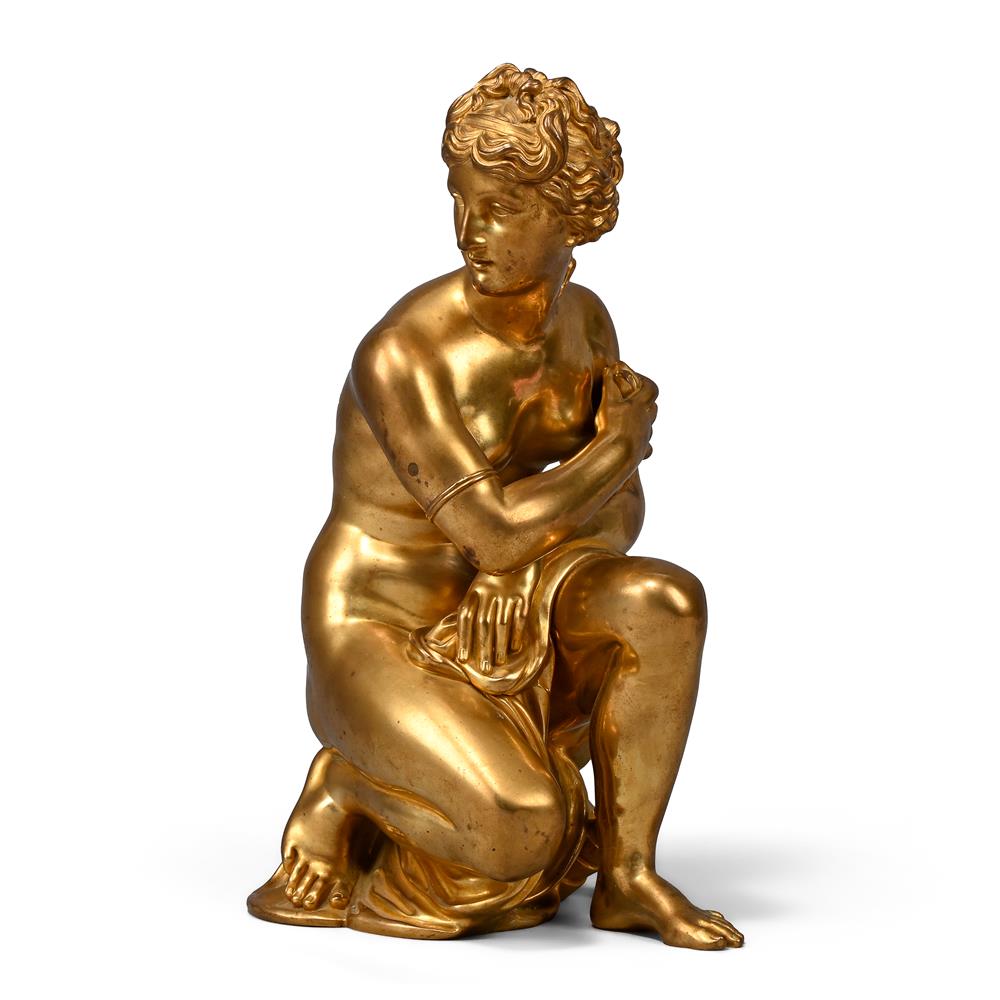 AFTER COYSEVOX, A GILT BRONZE FIGURE OF THE CROUCHING VENUS, FRENCH, 19TH CENTURY - Image 3 of 4