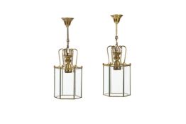 A PAIR OF BRASS HEXAGONAL HALL LANTERNS, LATE 20TH CENTURY
