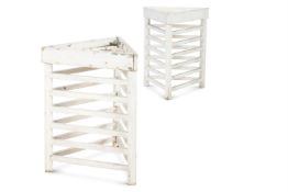 Y A PAIR OF WHITE PAINTED HARDWOOD TRIANGULAR GARDEN TABLES, SECOND HALF 20TH CENTURY