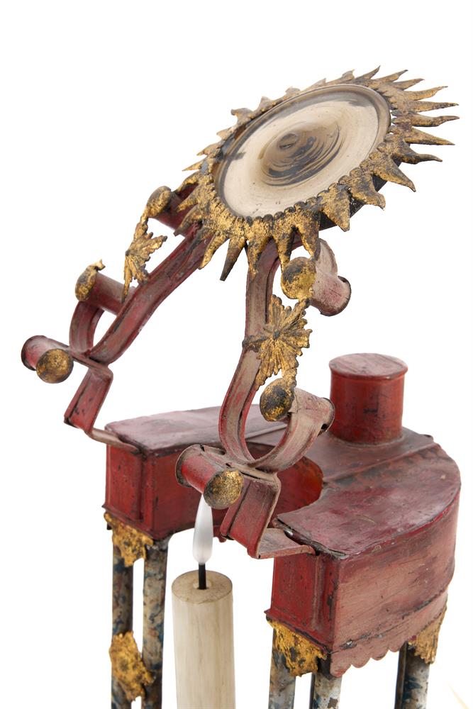 AN UNUSUAL RED AND GILT TOLE PEINTE LANTERN, FRENCH, 19TH CENTURY - Image 3 of 3