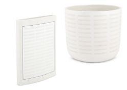 λ JESSIE HIGGINSON (BRITISH, 20TH/21ST CENTURY), VESSEL