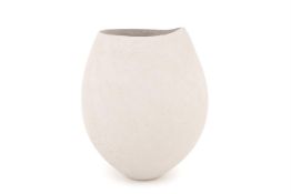 λ BETTY BLANDINO (BRITISH, 1927-2011), OVOID VASE