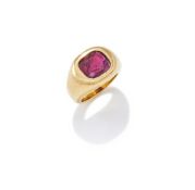 A RUBY SINGLE STONE RING