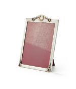 ASPREY & GARRARD, A SILVER MOUNTED PHOTO FRAME