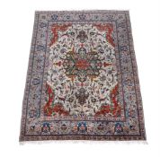 A BENLIAN TABRIZ CARPET, CIRCA 1920