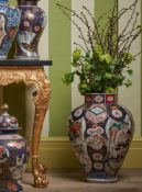 A LARGE JAPANESE ARITA VASE, EDO PERIOD, LATE 17TH OR 18TH CENTURY