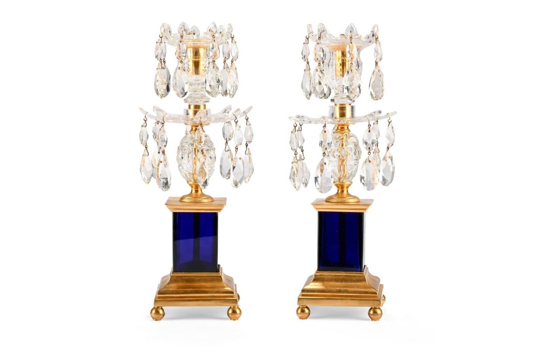 A PAIR OF GEORGE III GILT BRONZE, CUT CLEAR AND BLUE GLASS CANDLESTICKS, CIRCA 1800 - Image 2 of 3