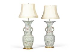 A LARGE PAIR OF CHINESE FAMILLE VERT LAMPS, 19TH CENTURY