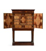 Y A WILLIAM & MARY KINGWOOD OYSTER, HOLLY AND SEAWEED MARQUETRY CABINET, CIRCA 1690