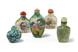 AN ASSORTED GROUP OF CHINESE SNUFF BOTTLES, MOSTLY 20TH CENTURY