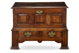 A WELSH GEORGE III OAK COFFOR BACH, LATE 18TH CENTURY
