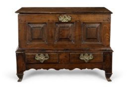 A WELSH OAK COFFOR BACH, PROBABLY LATE 18TH CENTURY