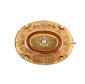 A VICTORIAN SEED PEARL AND GOLD BROOCH