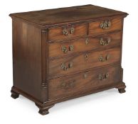 A GEORGE III MAHOGANY CHEST OF DRAWERS, CIRCA 1780