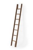 A HARDWOOD AND BRASS FOLDING LIBRARY POLE LADDER, 20TH CENTURY
