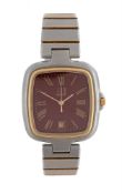 DUNHILL, A STAINLESS STEEL BRACELET WATCH WITH DATE