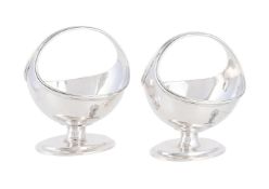A PAIR OF VICTORIAN SILVER OVAL SALTS