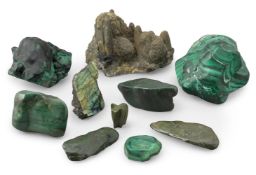 A GROUP OF MINERAL SPECIMENS