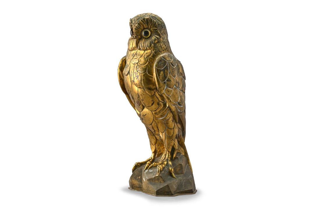 A GILT BRONZE ANIMALIER MODEL OF AN OWL, EARLY 20TH CENTURY - Image 1 of 3
