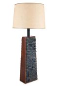 A STAINED OAK AND PATINATED METAL 'BRUTALIST STYLE' TABLE LAMP, MID 20TH CENTURY