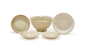 A white Huozhou type saucer dish