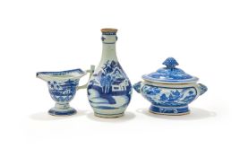 A Chinese blue and white bottle vase