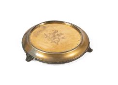 A VICTORIAN GILT METAL CIRCULAR PLATEAU, LATE 19TH CENTURY