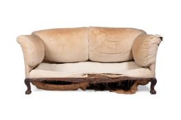 A LATE VICTORIAN HOWARD & SONS MAHOGANY SOFA, CIRCA 1900