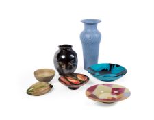 A SELECTION OF ART POTTERY, 20TH/21ST CENTURY