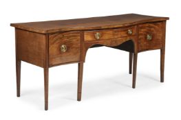 Y A GEORGE III MAHOGANY AND SATINWOOD AND EBONY STRUNG SERPENTINE FRONT SIDEBOARD, LATE 18TH CENTURY
