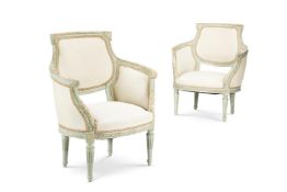 A PAIR OF PALE GREEN AND WHITE PAINTED BERGERES, IN LOUIS XVI STYLE, CIRCA 1900