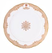 A ST PETERSBURG IMPERIAL PORCELAIN FACTORY DINNER PLATE, THIRD QUARTER 19TH CENTURY