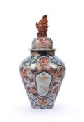 A LARGE JAPANESE IMARI VASE AND COVER, EDO PERIOD, 18TH CENTURY