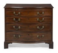 A GEORGE III MAHOGANY SERPENTINE FRONTED CHEST OF DRAWERS, CIRCA 1780