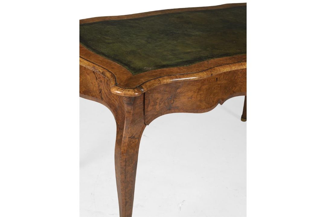 A VICTORIAN BURR WALNUT AND TOOLED LEATHER INSET BUREAU PLAT, SECOND HALF 19TH CENTURY - Image 3 of 3