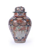 A LARGE JAPANESE IMARI VASE AND COVER, EDO PERIOD, 18TH CENTURY