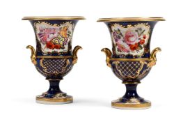 A PAIR OF COALPORT PORCELAIN TWO-HANDLED CAMPANA URNS, CIRCA 1820