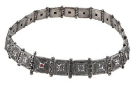 Y A SOUTH ASIAN SILVER BELT
