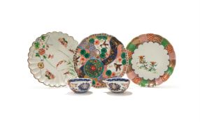A JAPANESE ARITA LOBED PORCELAIN DISH, LATE 18TH OR EARLY 19TH CENTURY, AND FOUR FURTHER ITEMS