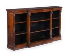 Y A VICTORIAN ROSEWOOD BREAKFRONT OPEN BOOKCASE, CIRCA 1840